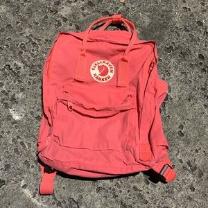 Fjallraven Kanken backpack pink